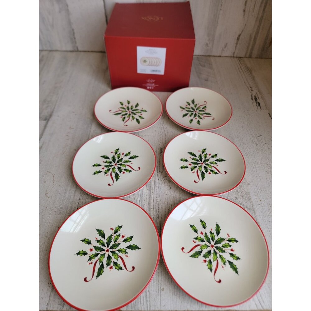 Lenox party plates‎ mistletoe red rimmed Xmas home decor set